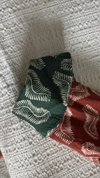 Blusa Zara Estampada marrón y verde