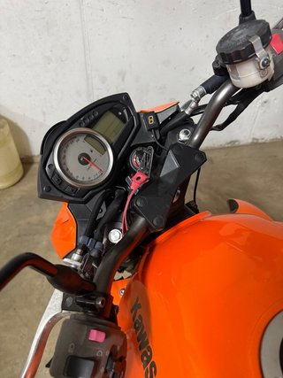 Kawasaki Z750 Naranja