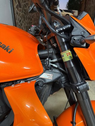 Kawasaki Z750 Naranja