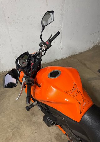 Kawasaki Z750 Naranja