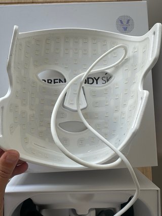 Máscara LED Facial Currentbody Skin Serie 2
