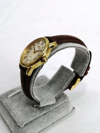 Reloj Lotus Cuarzo Mujer 23mm Acero Dorado