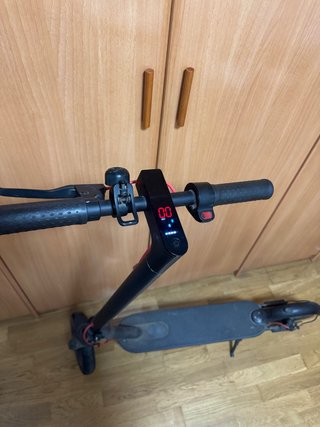 Patinete Eléctrico + Casco LED