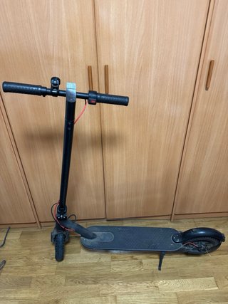 Patinete Eléctrico + Casco LED
