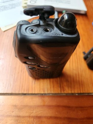 2 Walkie Talkies Kenwood UBZ-LF68B