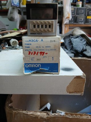 Temporizador Omron H3CA-A DIN