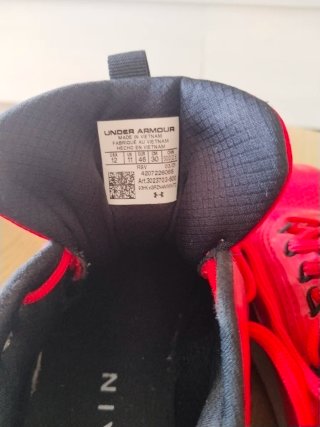 Zapatillas Under Armour Talla 46 Rojas