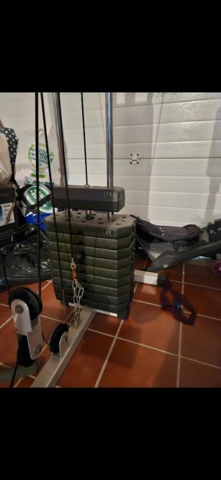 Maquina de ejercicio musculacion