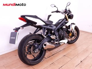 TRIUMPH STREET TRIPLE 675 ABS
