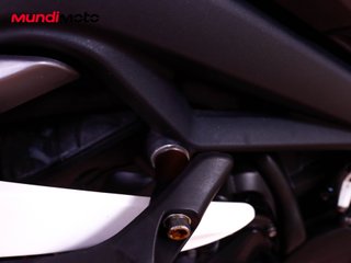 TRIUMPH STREET TRIPLE 675 ABS