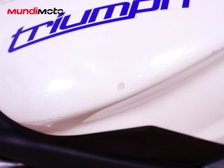TRIUMPH STREET TRIPLE 675 ABS