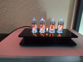 RELOJ TUBOS NIXIE GENUINO CON LED Y USB