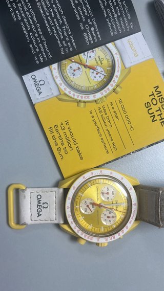 Orologio Omega Swatch collezione Moon Swatch