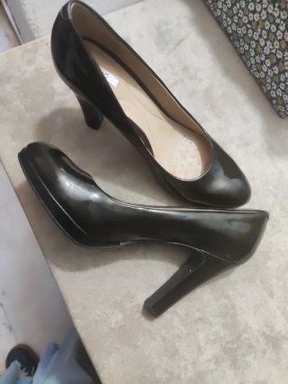 Zapatos de tacón Geox negros