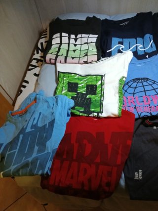 Stock abbigliamento bambino