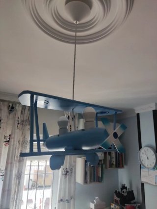 Lámpara infantil avión madera