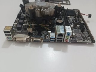 Scheda Madre ASRock Intel core i5 4690 funzionante