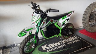 Moto infantil eléctrica Marca Xtrem 1000w 36v