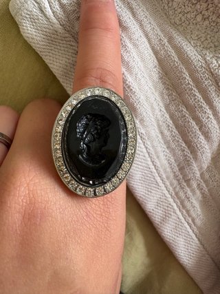 Anillo D&G con perfil y circonitas