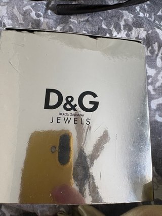 Anillo D&G con perfil y circonitas