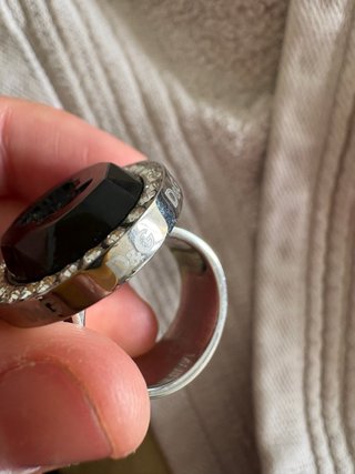 Anillo D&G con perfil y circonitas