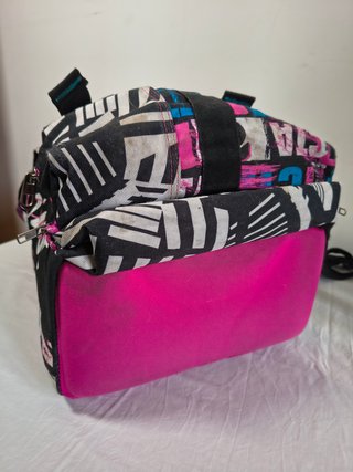 Invicta 90s vintage bag, Expandable backpack