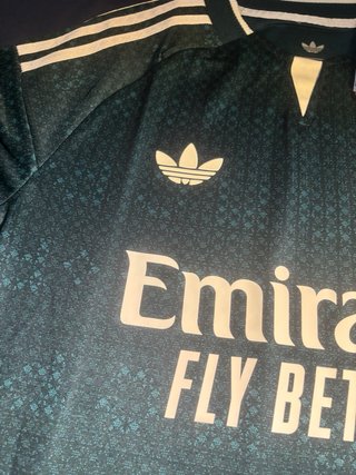 Camiseta de futbol real madrid verde