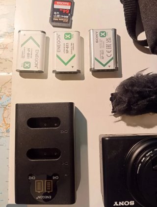 Cámara Sony ZV-1F + Accesorios.