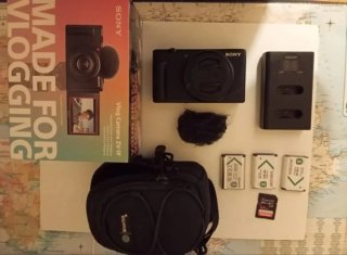 Cámara Sony ZV-1F + Accesorios.