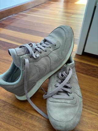 Zapatillas Nike Lila Talla 37.5