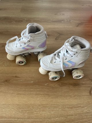 Patines blancos para niña