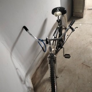 Bicicleta Clásica Negra y Blanca