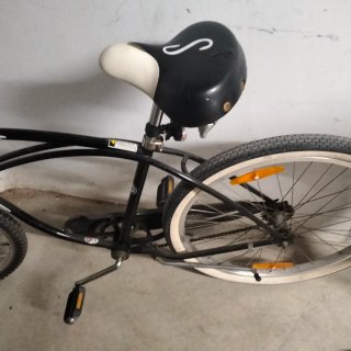 Bicicleta Clásica Negra y Blanca