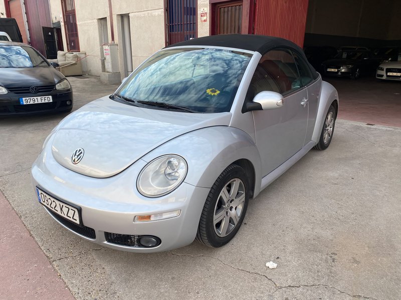 Volkswagen Beetle 1.9 TDI 2011