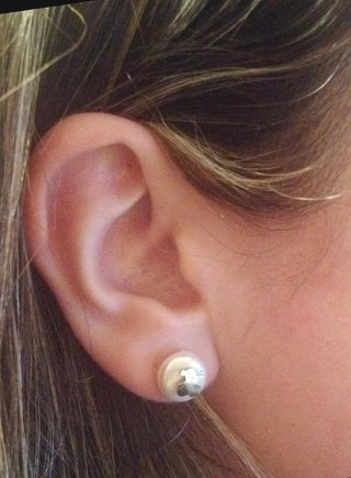 Pendientes perla/acero.