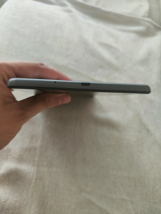 Lenovo Tab M8 HD 8" – Compacta y Portátil