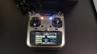 Emisora Futaba T16iz Super