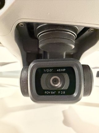 Dron DJI Mavic Air 2 Gris