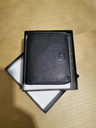 Cartera de piel  azul