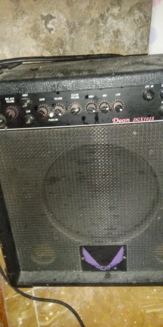 Amplificador Guitarra Dean DGX1025