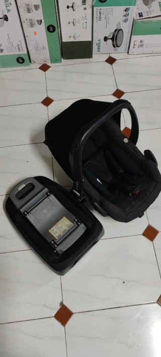 Silla de coche Bébé Confort FamilyFix