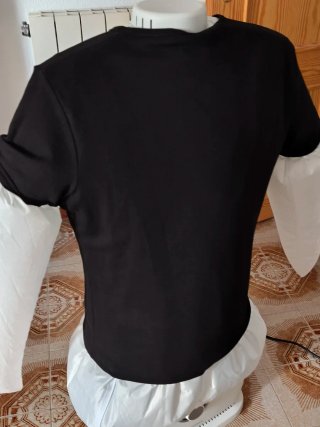 Camiseta Bershka Hombre Negra