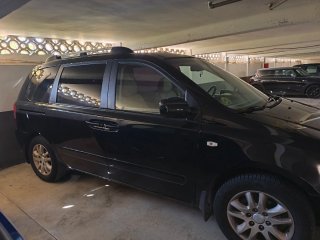 KIA Carnival 2010