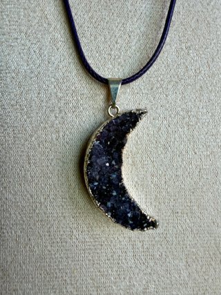 Colgante Luna Drusa Amatista