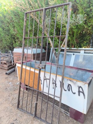 Reja de hierro maciza