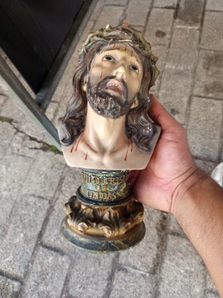 Busto antiguo de Jesucristo,ojos de cristal
