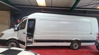Mercedes-Benz Sprinter 2011