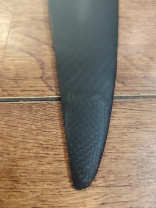 Ala KT Solus 930+funda+tornillos.