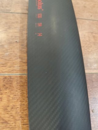 Ala KT Solus 930+funda+tornillos.