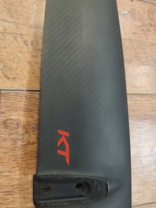 Ala KT Solus 930+funda+tornillos.